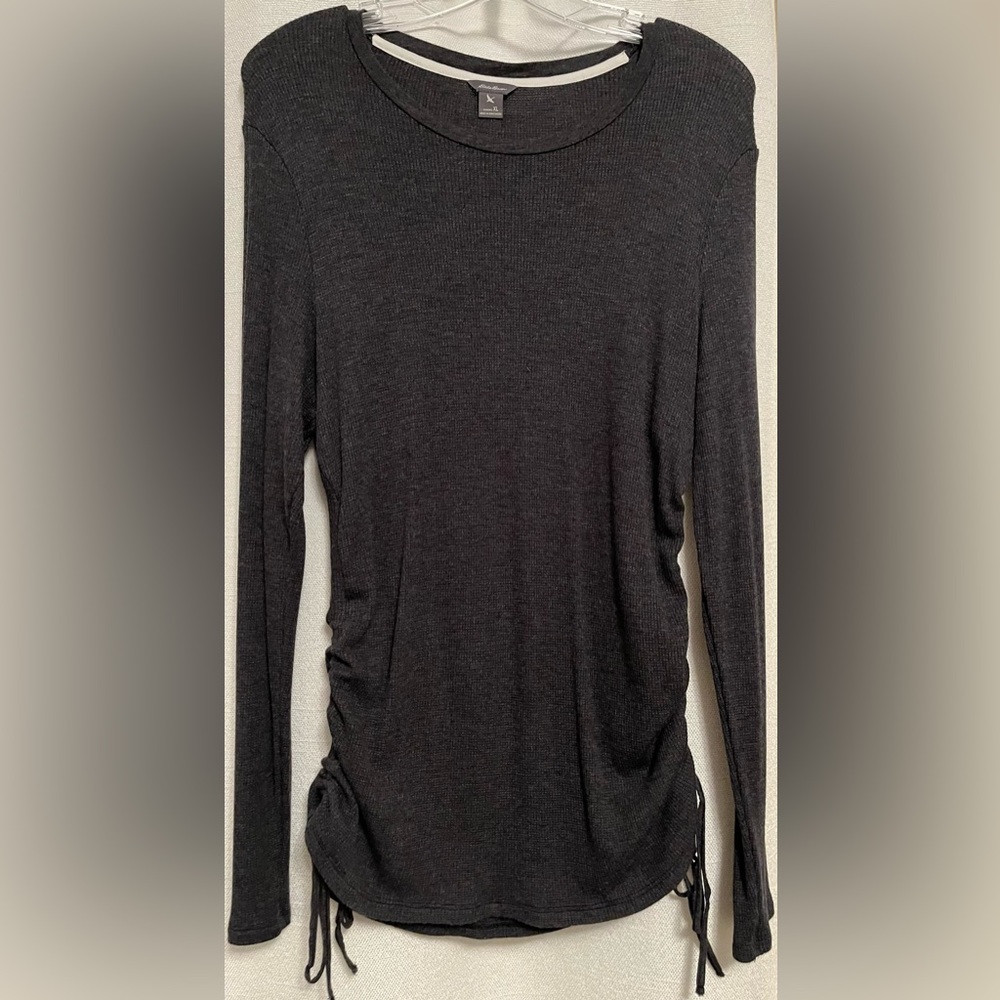 Long-sleeve Eddie Bauer t-shirt with ruching, XL